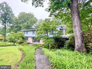 1430 CARRINGTON LN, Vienna, VA 22182