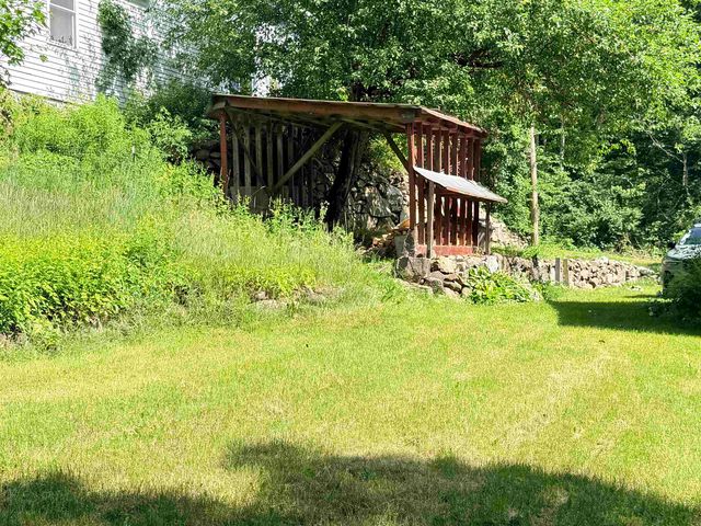 138 Village Road, Langdon, NH 03602