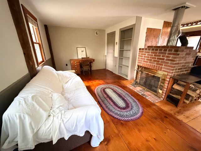 138 Village Road, Langdon, NH 03602