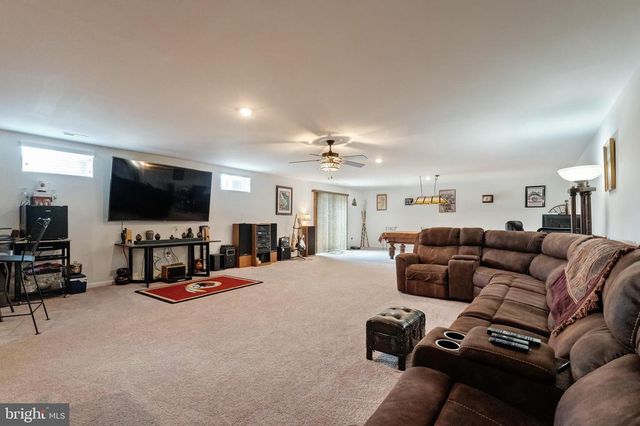 11726 ROBIN WOODS CIR, Spotsylvania, VA 22551