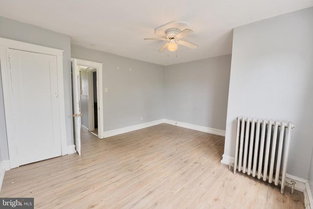 7023 CLOVER LN, Upper Darby, PA 19082