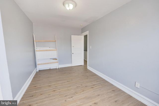 7023 CLOVER LN, Upper Darby, PA 19082