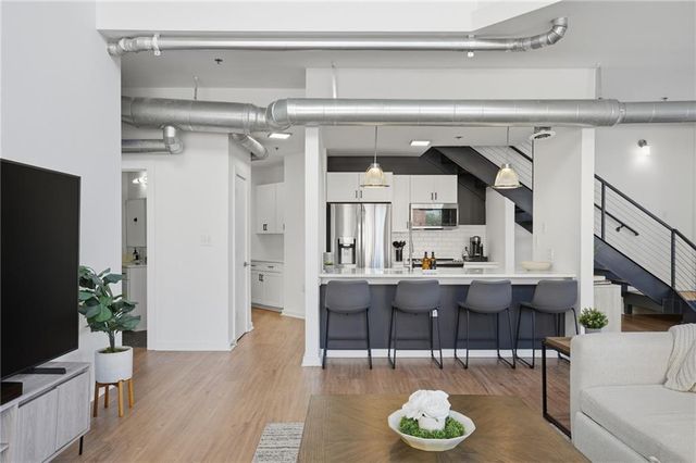 260 18th NW Street 10211, Atlanta, GA 30363