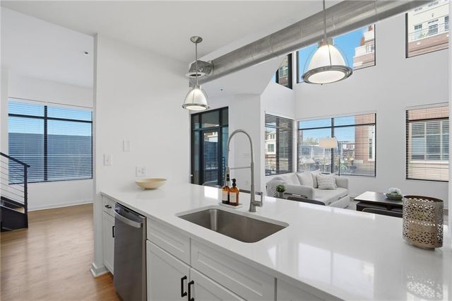 260 18th NW Street 10211, Atlanta, GA 30363