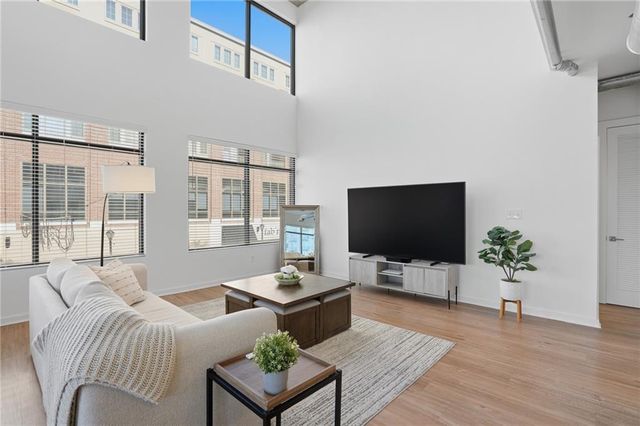 260 18th NW Street 10211, Atlanta, GA 30363