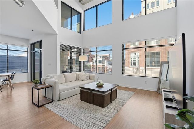 260 18th NW Street 10211, Atlanta, GA 30363