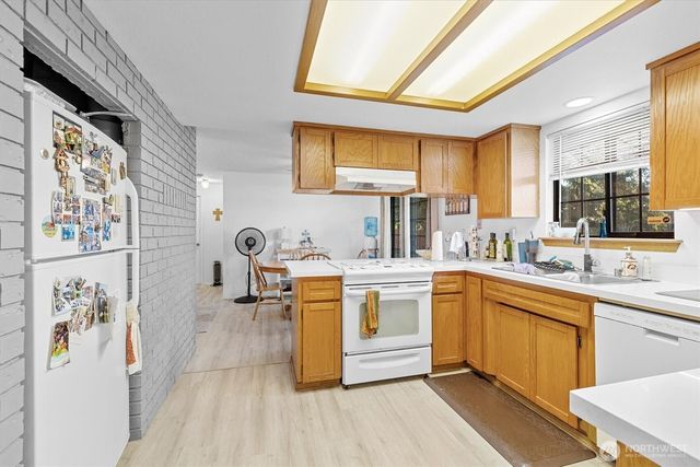 15107 15109 15th Avenue E, Tacoma, WA 98445