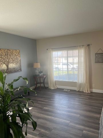 3908 Valley View Road, Ames, IA 50010