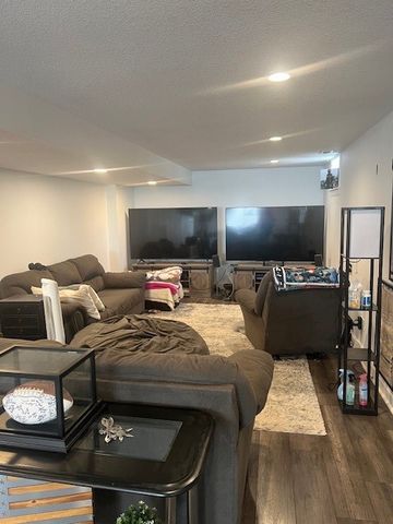 3908 Valley View Road, Ames, IA 50010