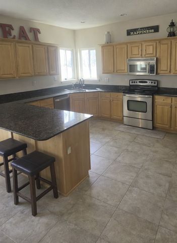 3908 Valley View Road, Ames, IA 50010