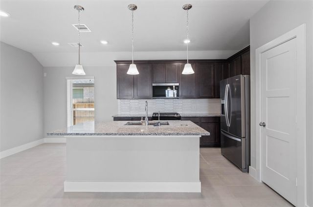 20906 Carob Tree Lane, Tomball, TX 77377