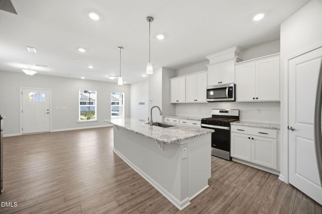 814 Silo Park Drive, Wake Forest, NC 27587