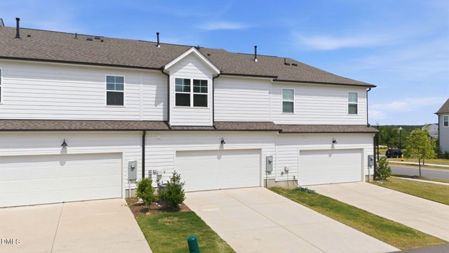 814 Silo Park Drive, Wake Forest, NC 27587