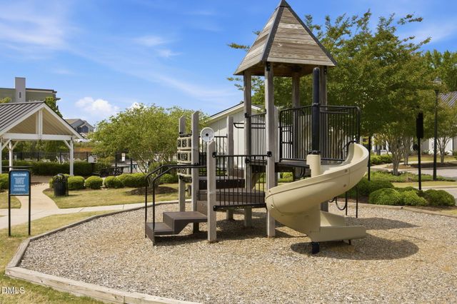814 Silo Park Drive, Wake Forest, NC 27587