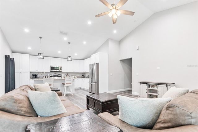 2145 HAMILTON AVENUE, Orange City, FL 32763