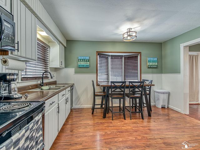 3264 Chippewa Trail, Monroe, MI 48162