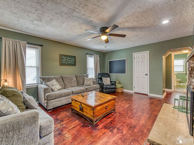 3264 Chippewa Trail, Monroe, MI 48162