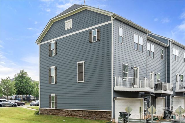 10620 Overlook Mountain Drive, Charlotte, NC 28216