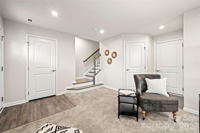 10620 Overlook Mountain Drive, Charlotte, NC 28216