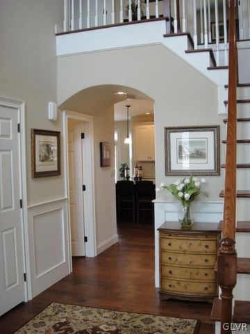 2011 Sunrise Drive 11, Springfield Twp, PA 18036