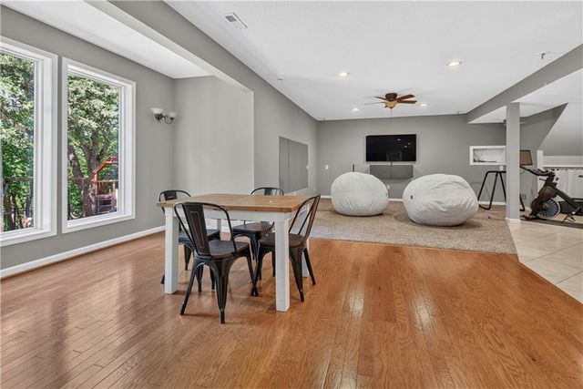 12035 S Sunray Drive, Olathe, KS 66061