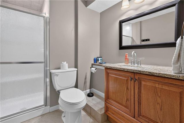 12035 S Sunray Drive, Olathe, KS 66061