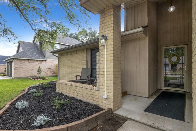 914 Briarwood Court, Deer Park, TX 77536
