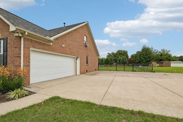 113 Mabry Dr, Murfreesboro, TN 37127