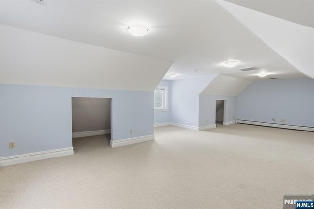 1 Dimmig Court, Upper Saddle River, NJ 07458