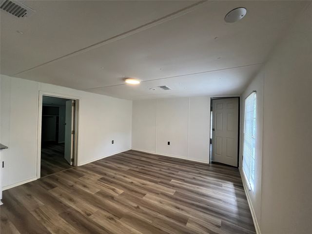 2445 Elmwood Drive, Wills Point, TX 75169