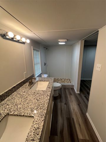 2445 Elmwood Drive, Wills Point, TX 75169