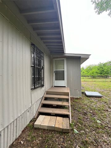 2445 Elmwood Drive, Wills Point, TX 75169