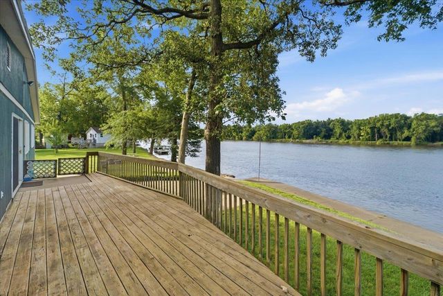 2204 Cottage Row Road, Cedar Falls, IA 50613