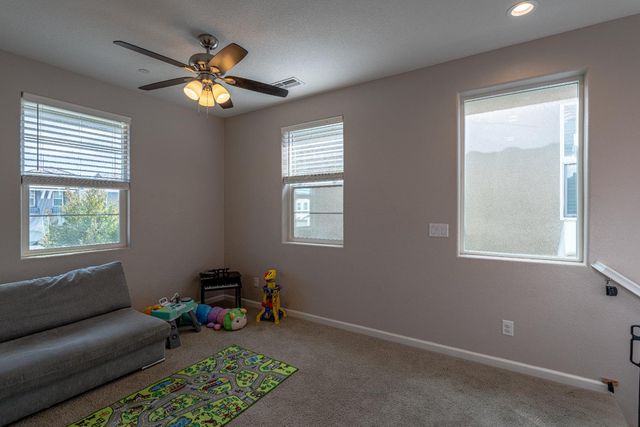 8354 Apothic Way, Sacramento, CA 95829