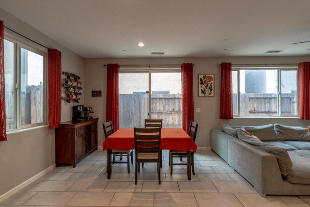 8354 Apothic Way, Sacramento, CA 95829