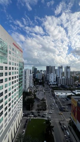 185 SW 7th St 2202, Miami, FL 33130