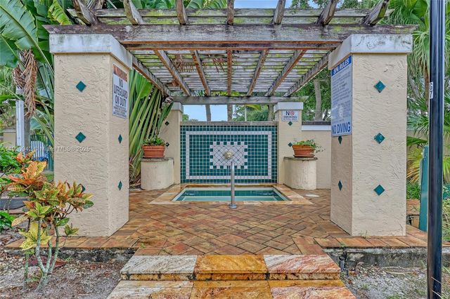 1727 Village Blvd 108, West Palm Beach, FL 33409