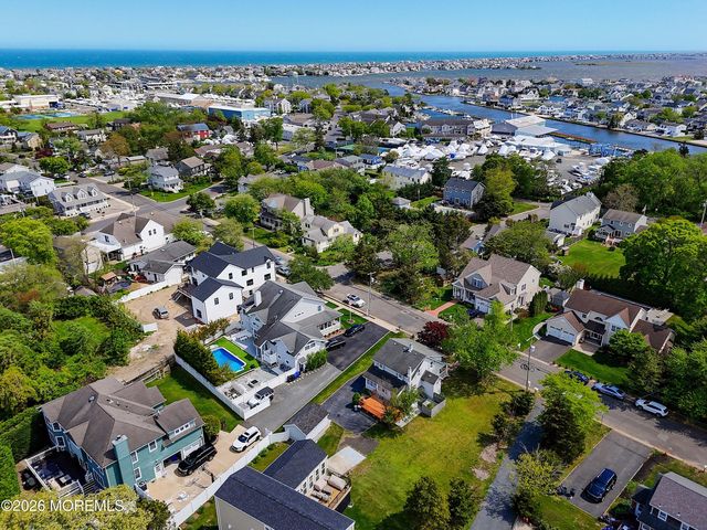 715 Howe Street, Point Pleasant, NJ 08742