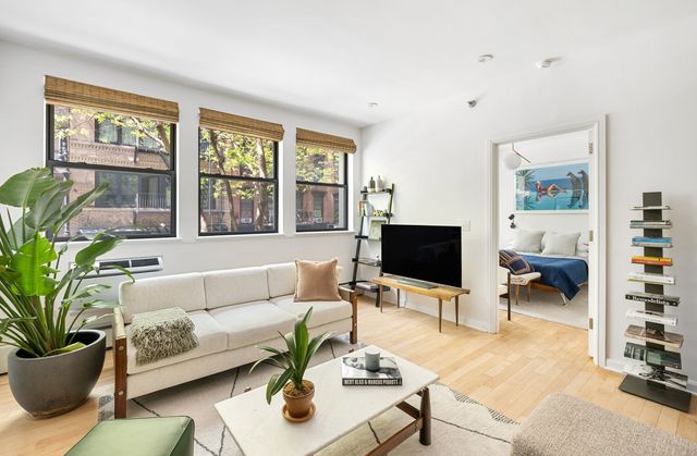 50 Orchard St Apt 2A, New York City, NY 10002