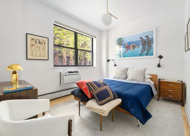 50 Orchard St Apt 2A, New York City, NY 10002
