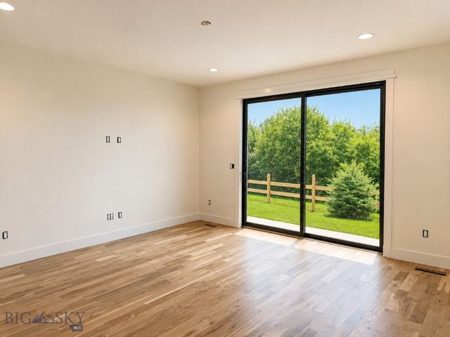 1431 Ryun Sun, Bozeman, MT 59718