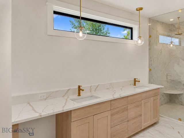 1431 Ryun Sun, Bozeman, MT 59718