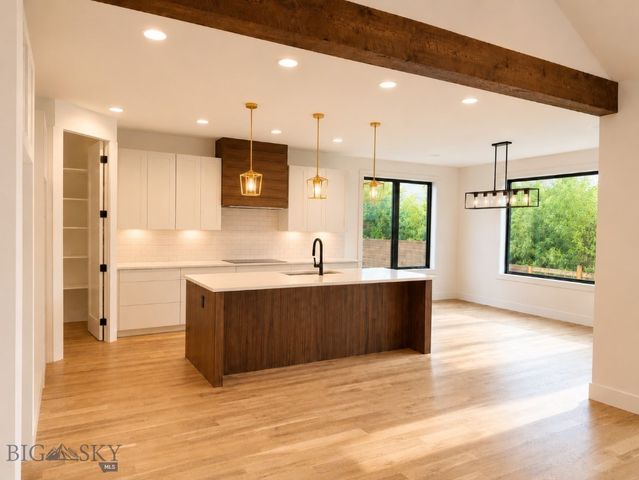 1431 Ryun Sun, Bozeman, MT 59718