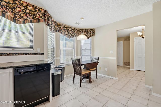 65 Old Orchard Lane 1501, Ocean Twp, NJ 07712