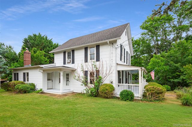 6 Oxford Avenue, Shelter Island, NY 11964