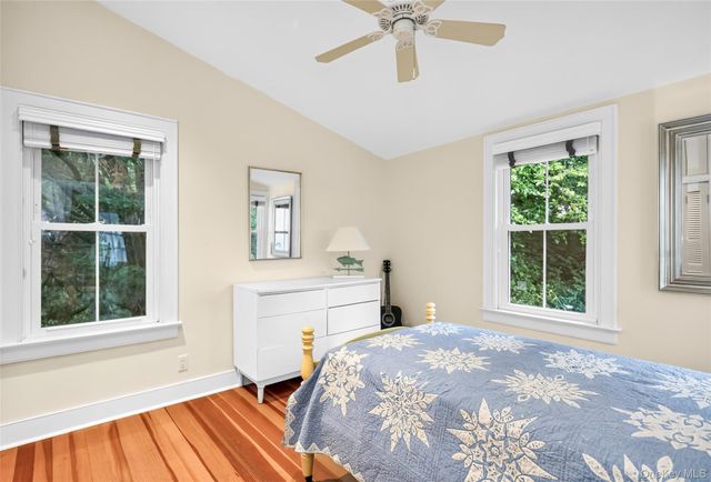 6 Oxford Avenue, Shelter Island, NY 11964