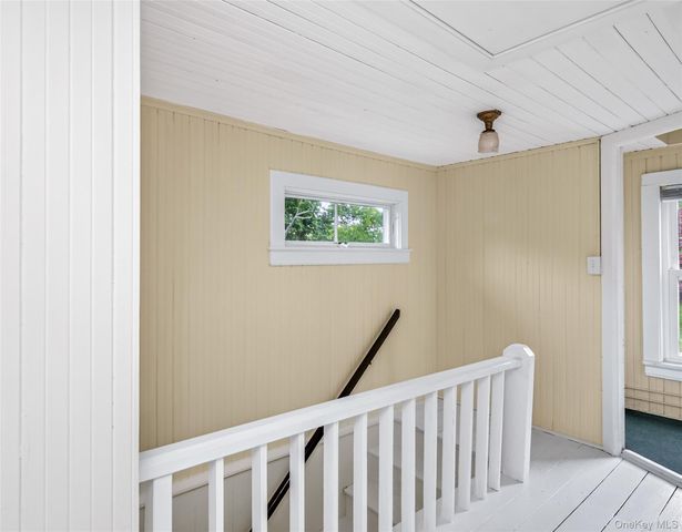 6 Oxford Avenue, Shelter Island, NY 11964