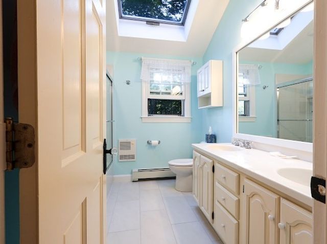 4 Big Rock Rd, Manchester, MA 01944
