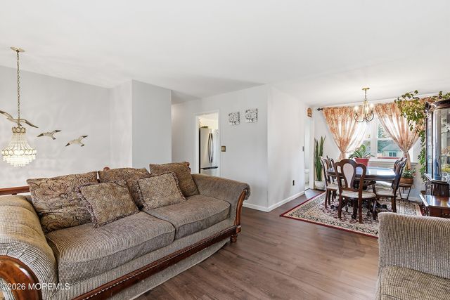 5 Alan Terrace, Jackson, NJ 08527