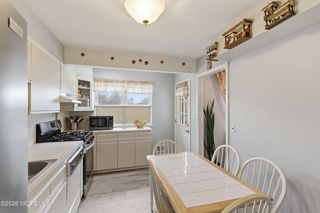 5 Alan Terrace, Jackson, NJ 08527